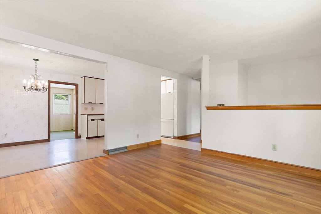 332 Linwood