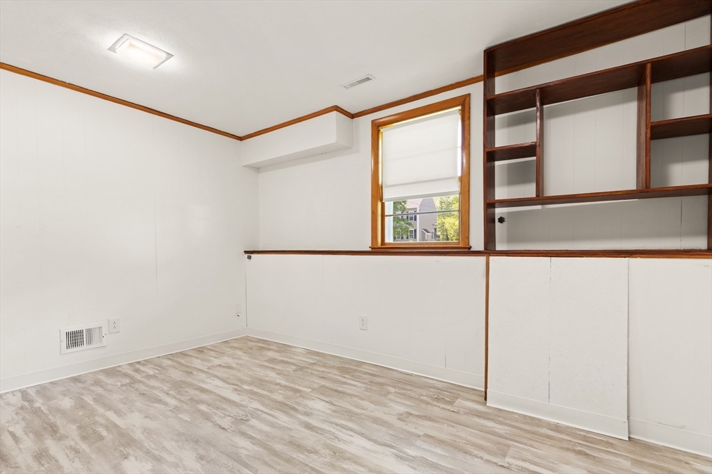 332 Linwood