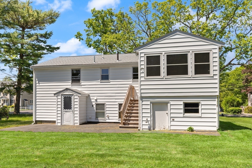332 Linwood