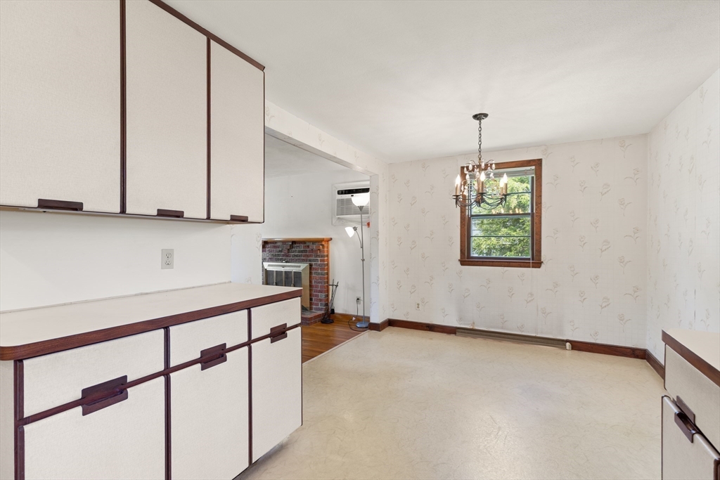 332 Linwood