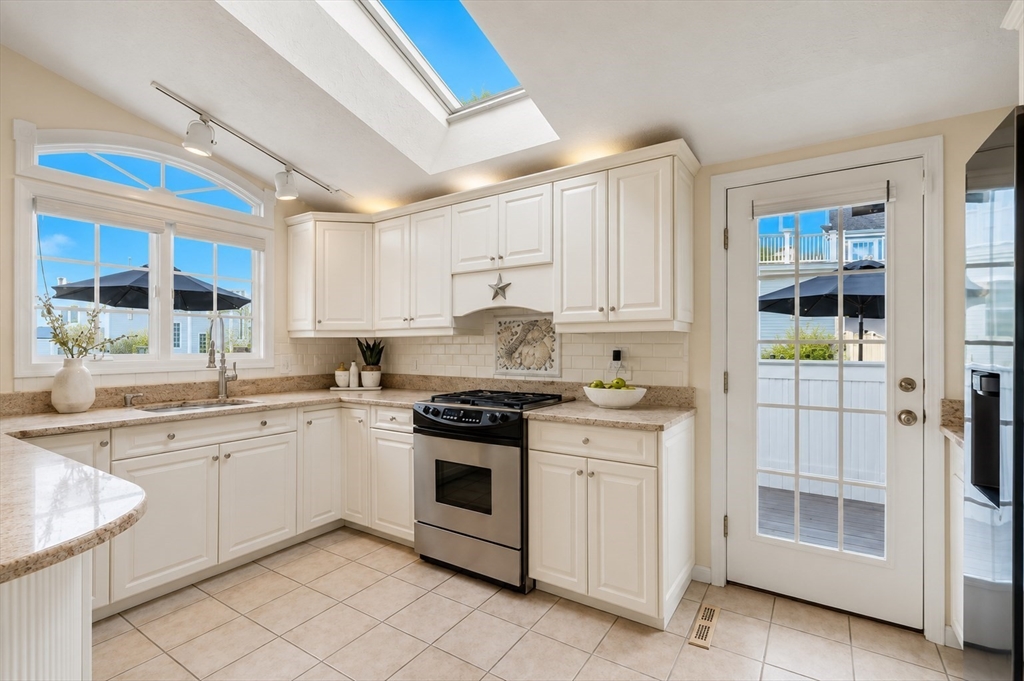 446 Barlows Landing Rd