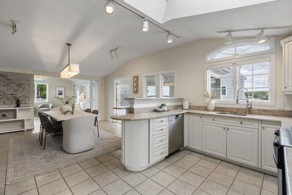 446 Barlows Landing Rd