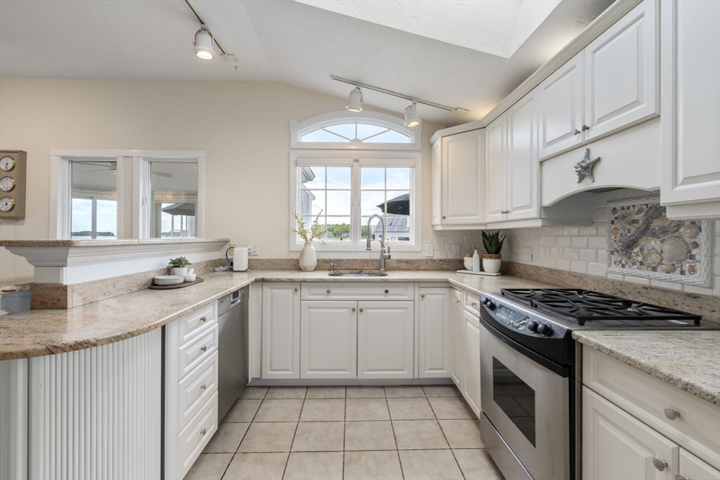 446 Barlows Landing Rd