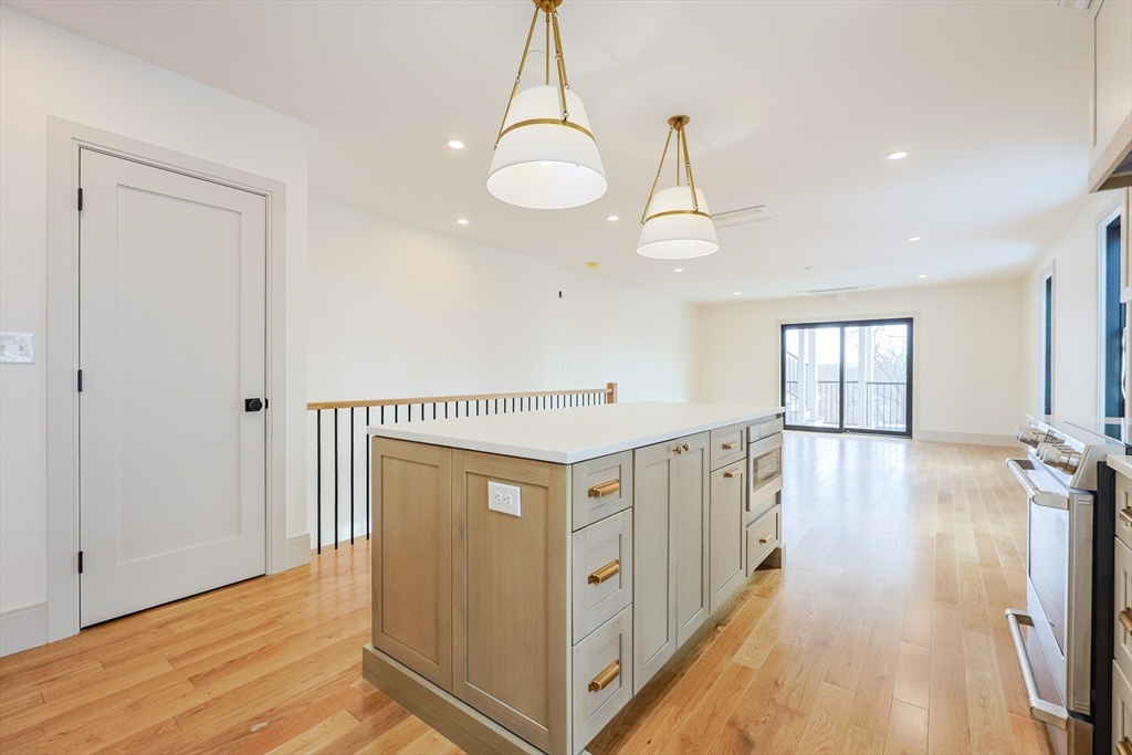 68 Rowe St