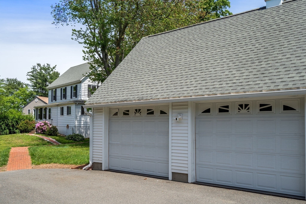 13 Highland Rd