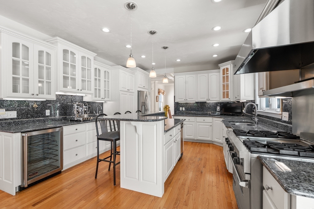 3 Cardinal Dr