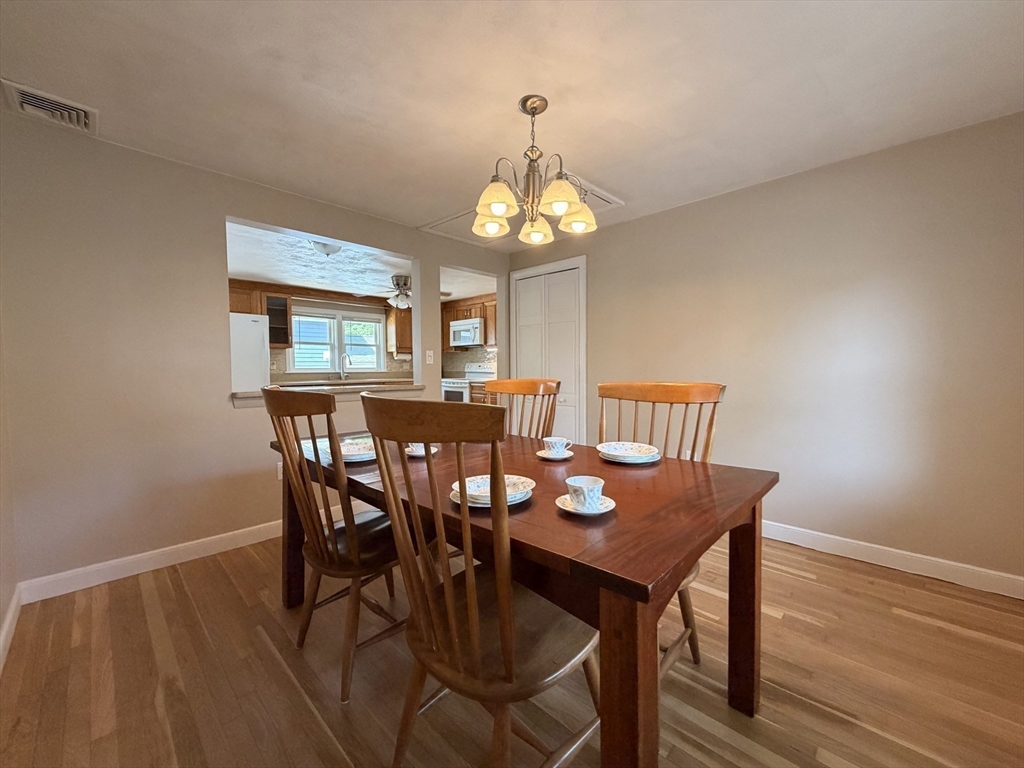 43 Deerfield Ave