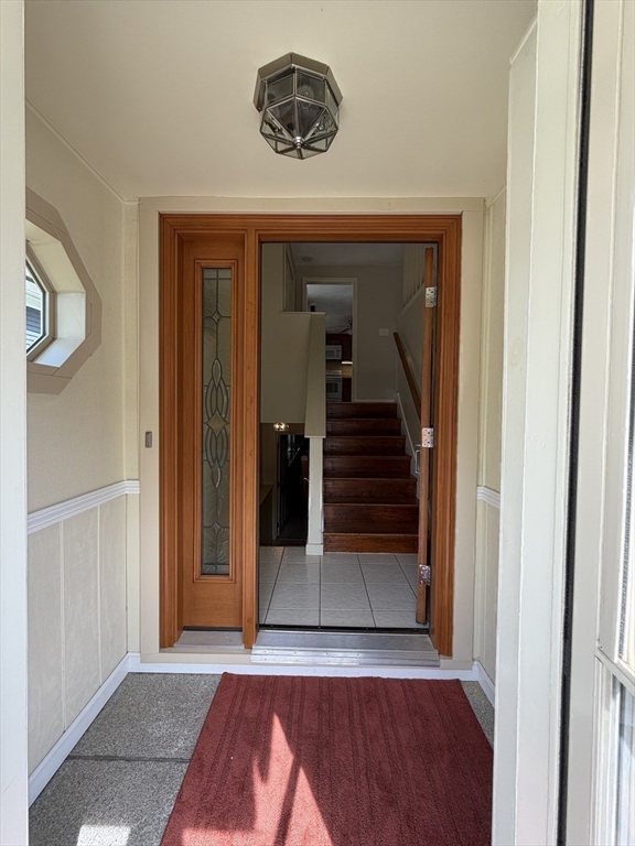 43 Deerfield Ave