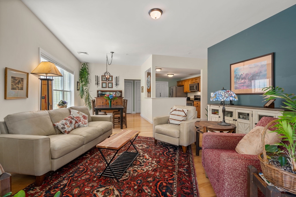 606 Autumn Ridge Dr # 606