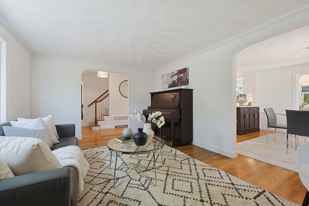 36 Grandview Ave