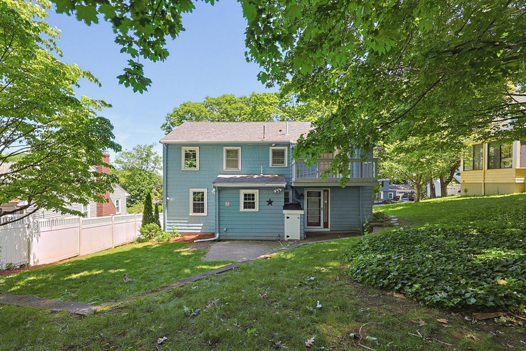 36 Grandview Ave