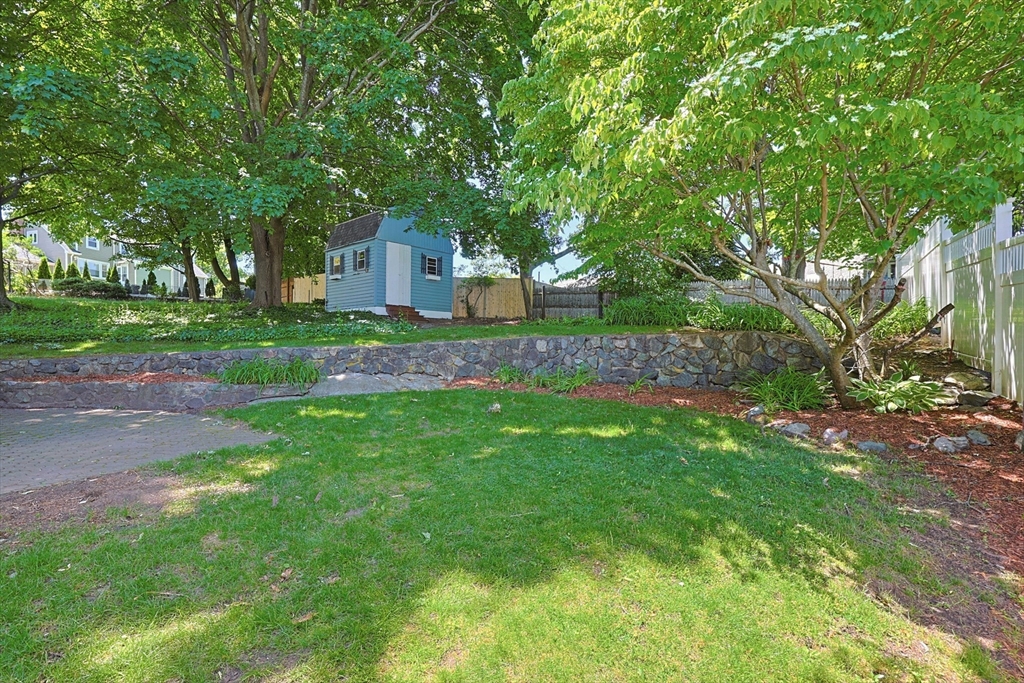 36 Grandview Ave