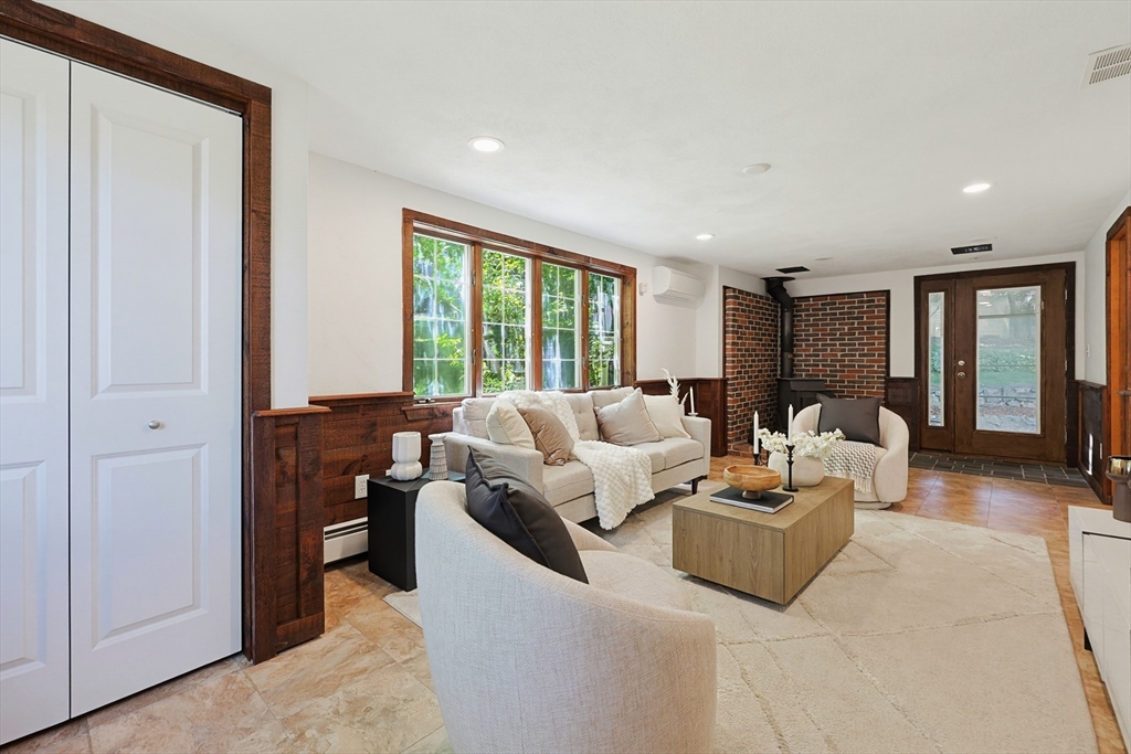 36 Grandview Ave