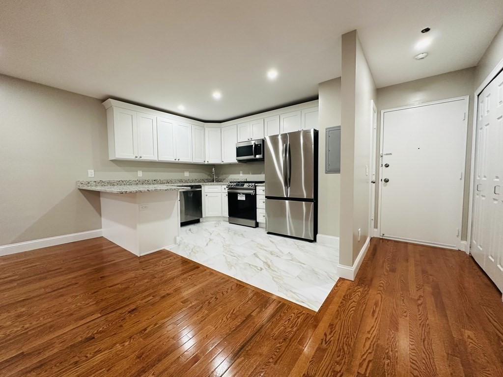 195 Independence Ave # 143