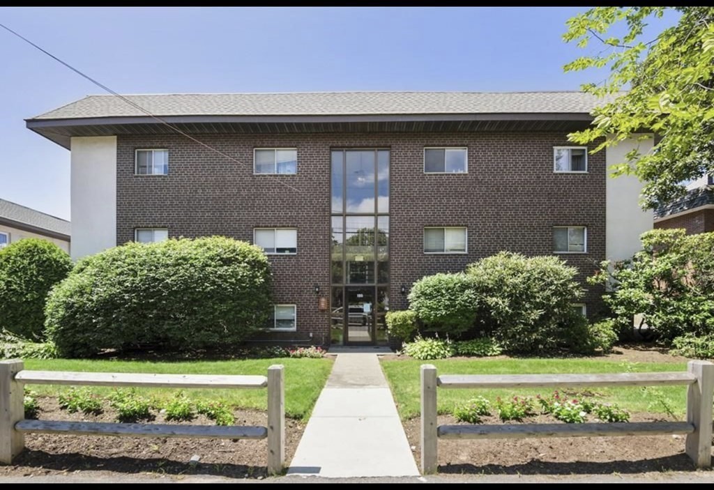 195 Independence Ave # 143
