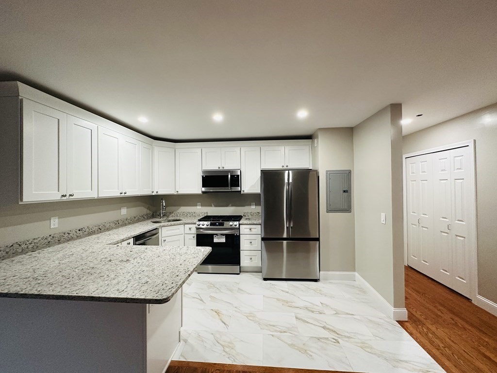 195 Independence Ave # 143
