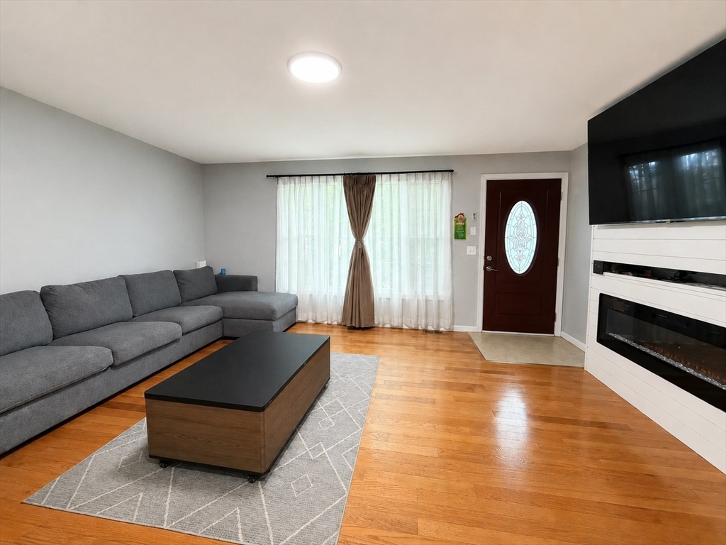 16 Parker St # 16