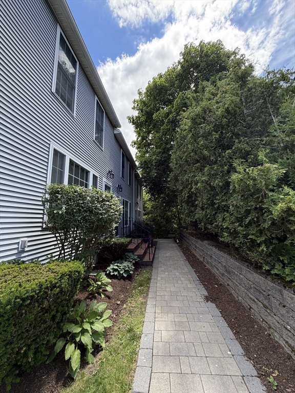 16 Parker St # 16
