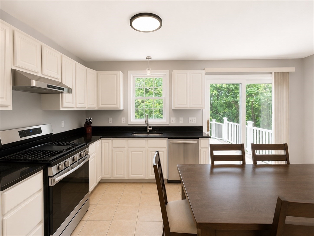16 Parker St # 16