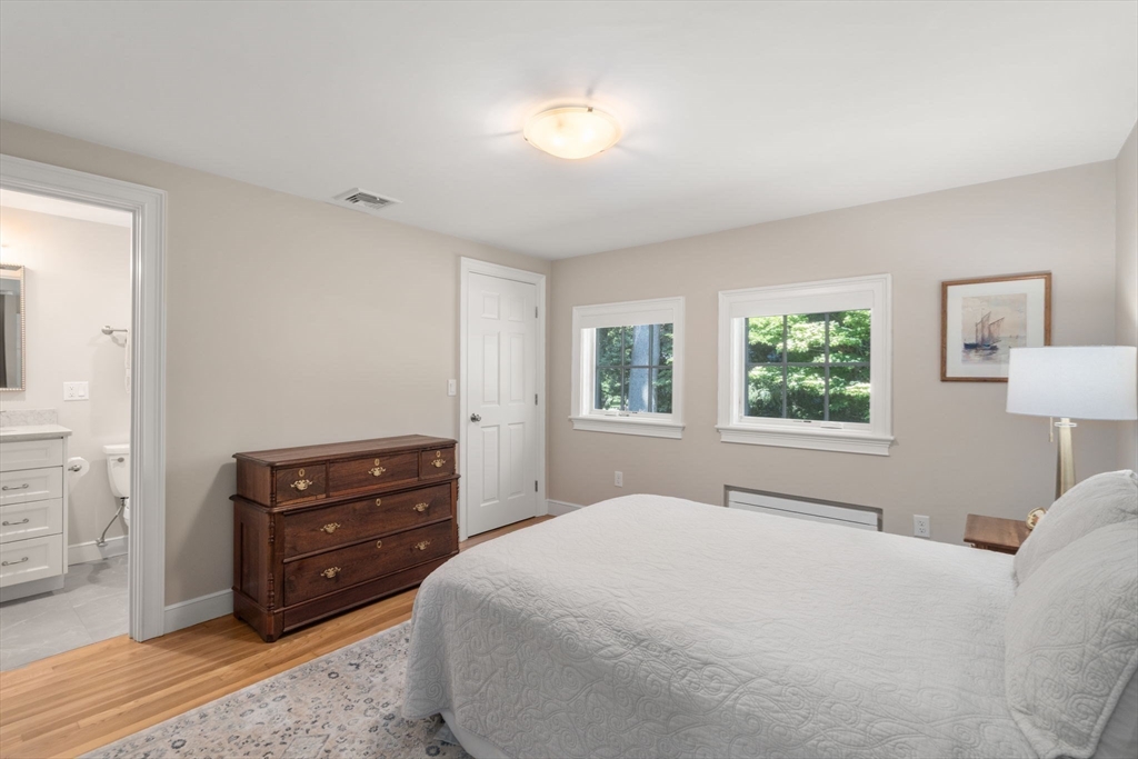 10 Auburn Rd