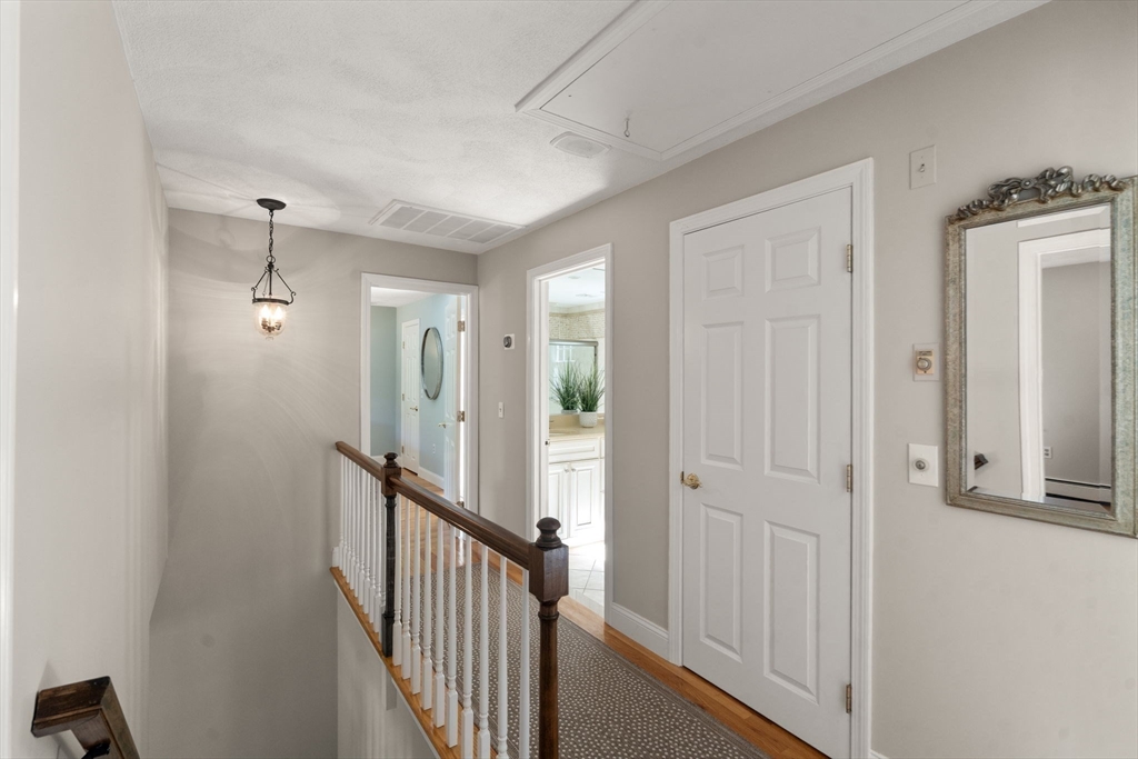 27 Oriole Road