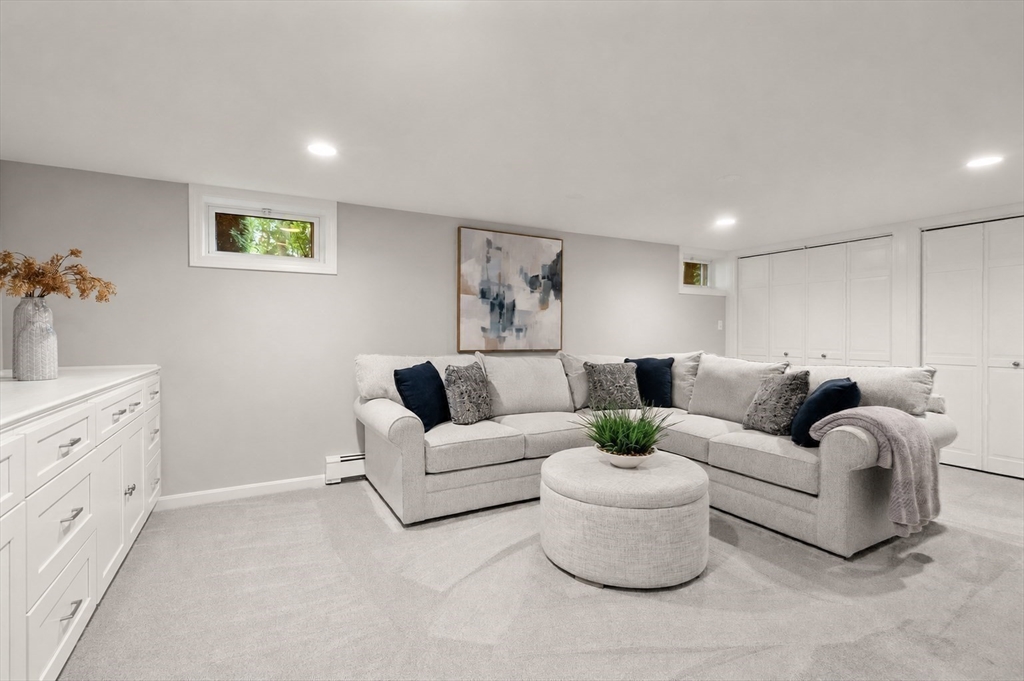 27 Oriole Road