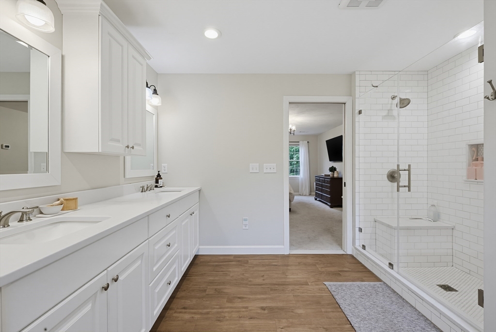 15 Applewood Rd