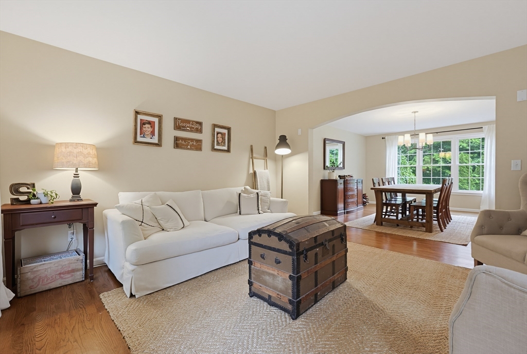 15 Applewood Rd
