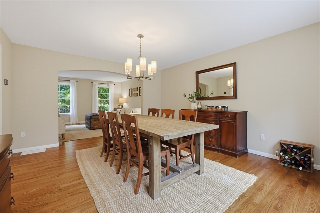 15 Applewood Rd