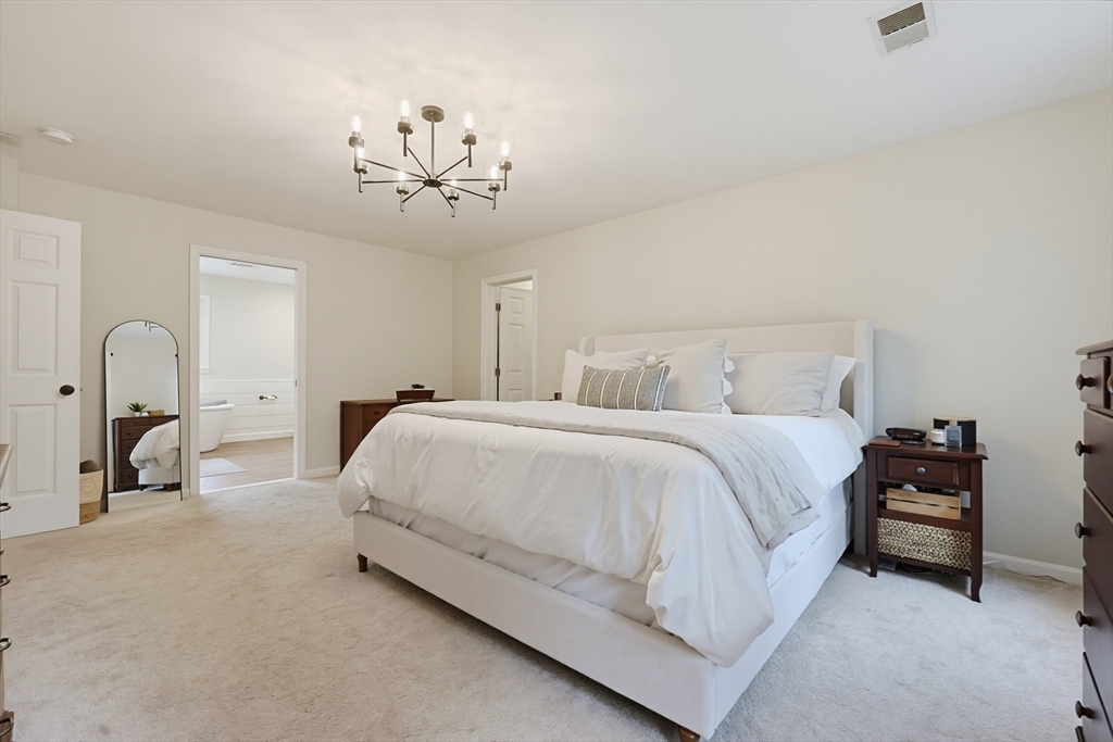 15 Applewood Rd