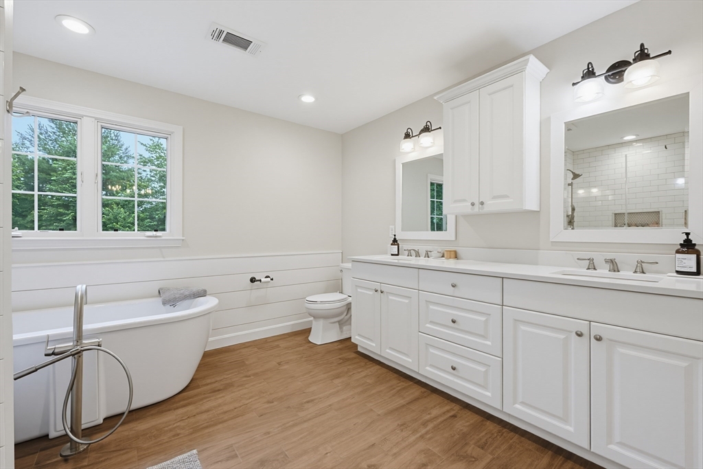 15 Applewood Rd