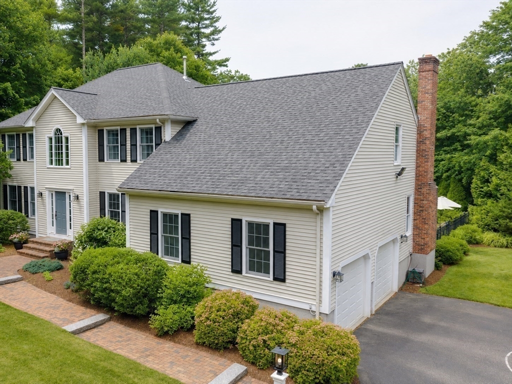 15 Applewood Rd