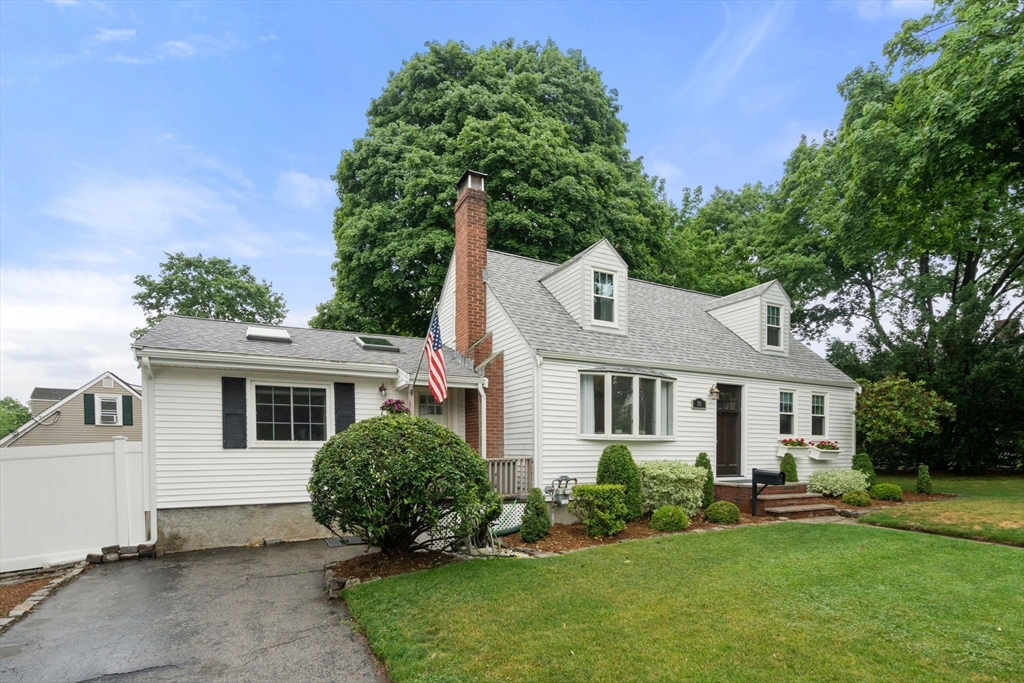 29 Laurel Street