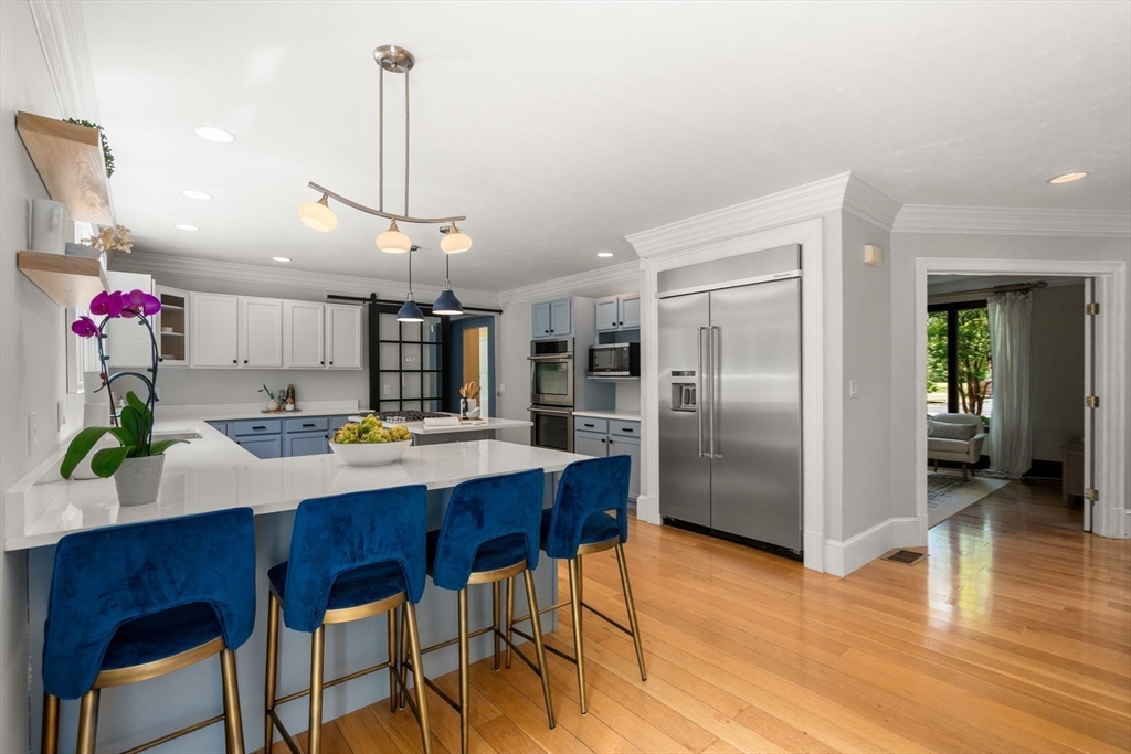 3 Milton Ln