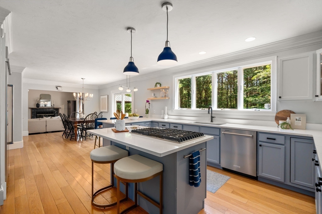 3 Milton Ln