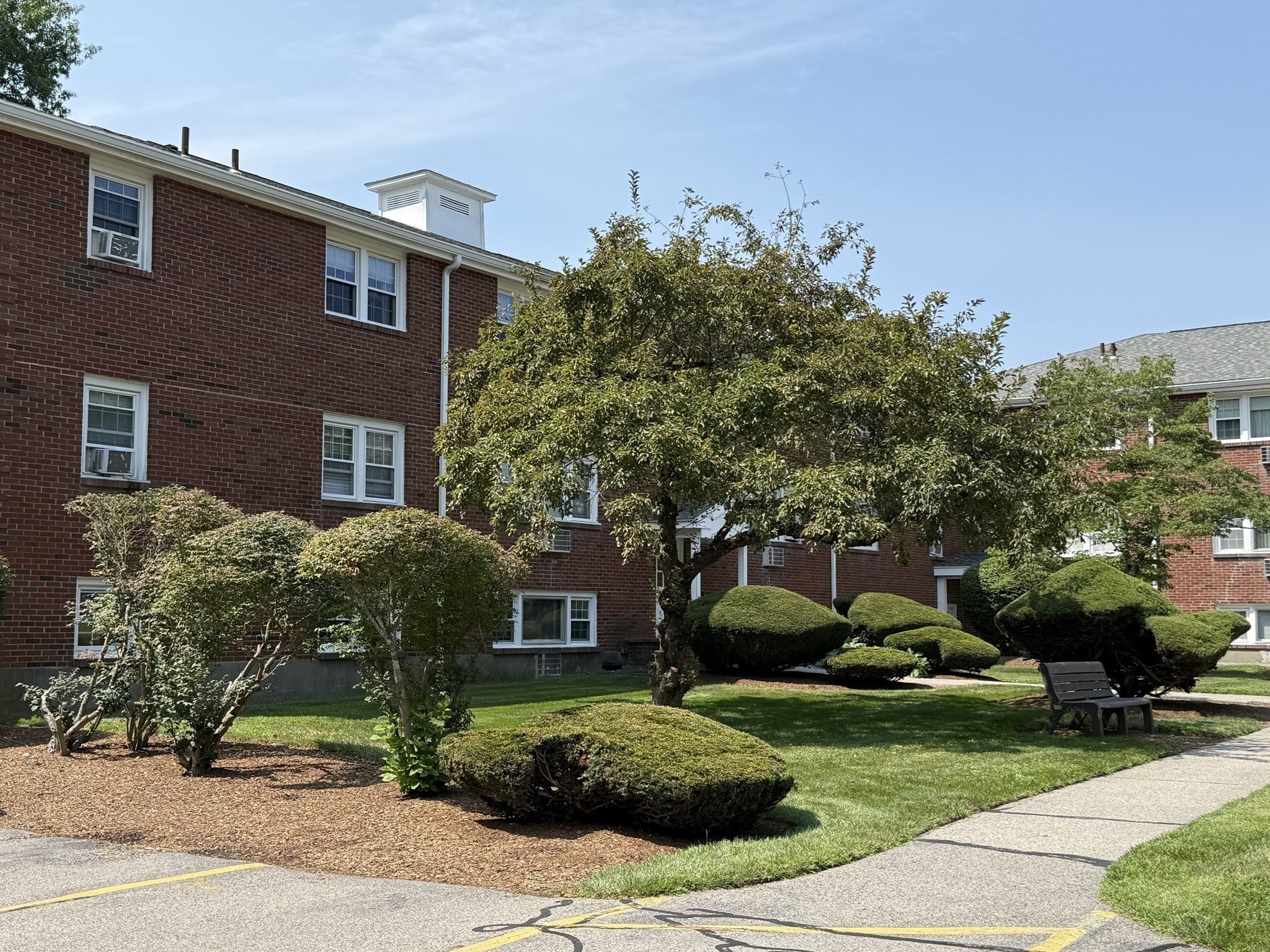 222 School St # 4