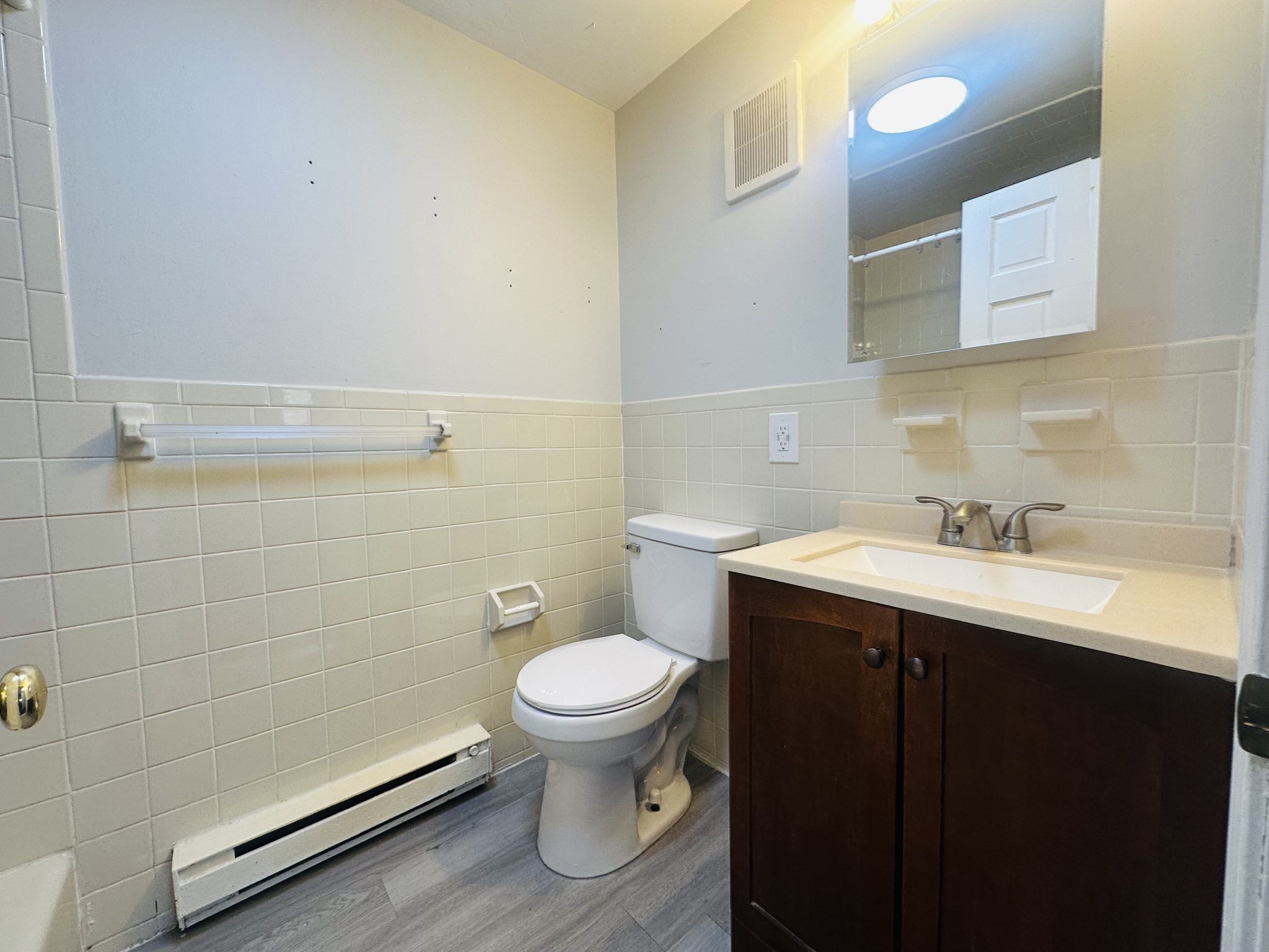 222 School St # 4