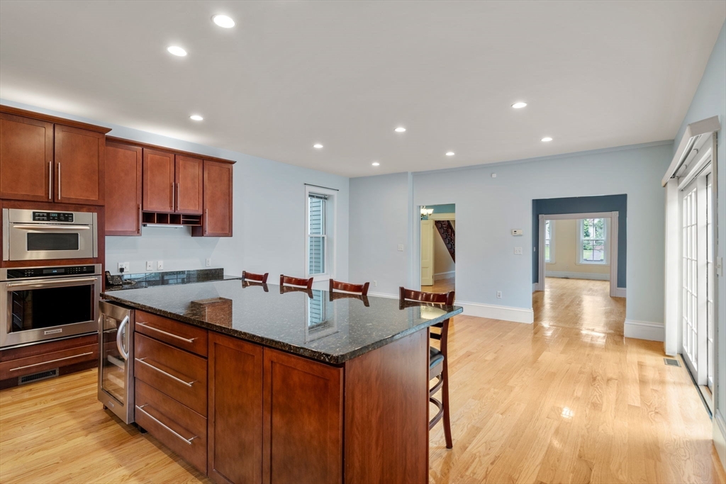 290 Walnut Street