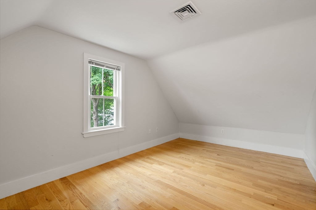 290 Walnut Street