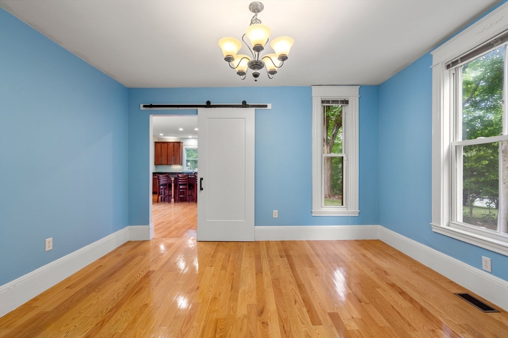 290 Walnut Street