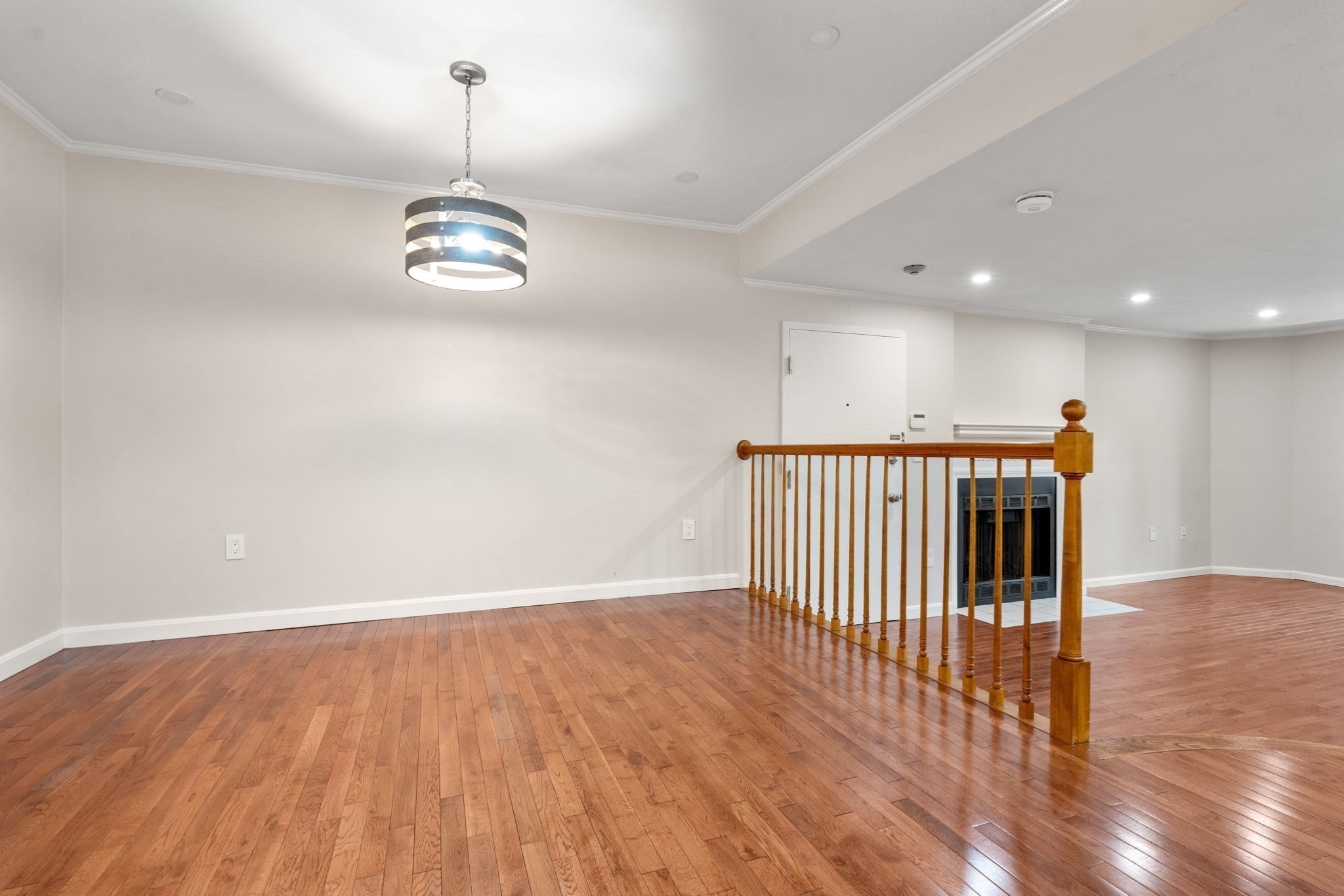 1216 Vfw Pkwy # 40