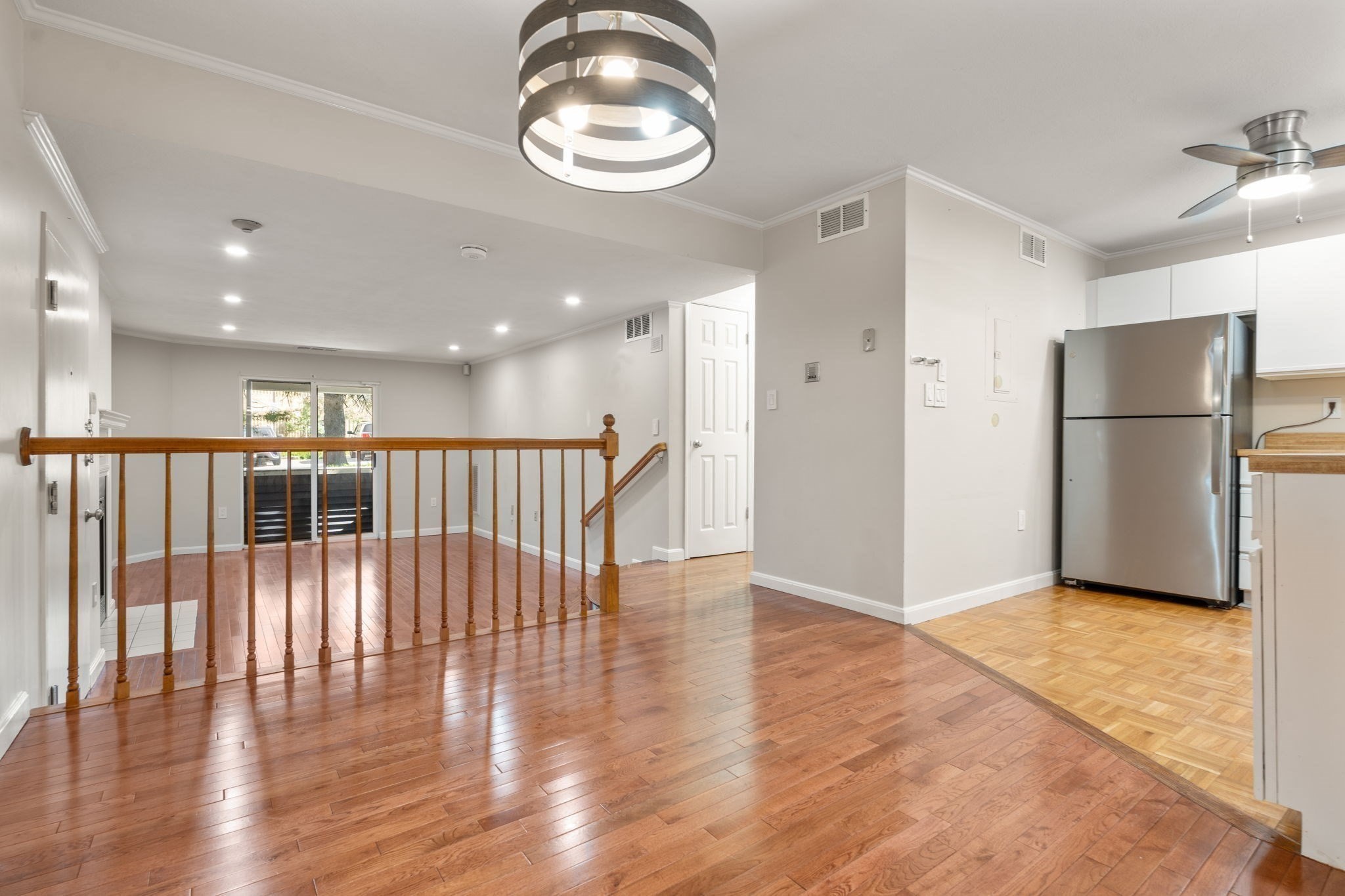 1216 Vfw Pkwy # 40