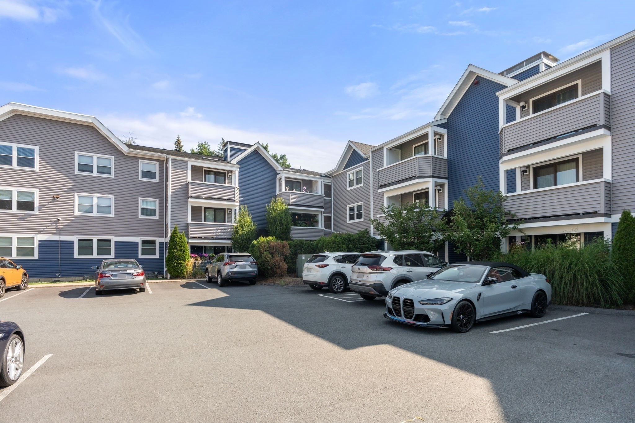 1216 Vfw Pkwy # 40
