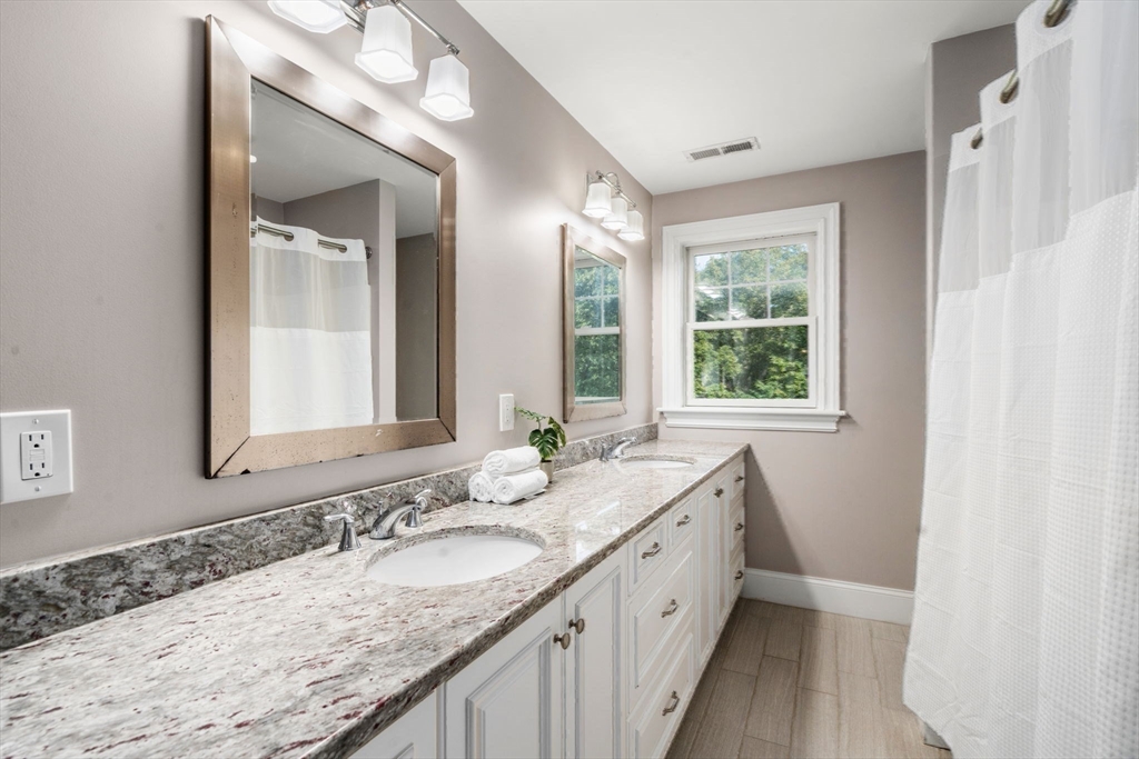 175 Schoolmasters Lane