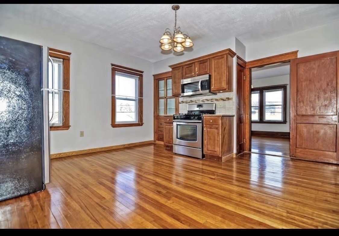 278 Greenwood St # 2