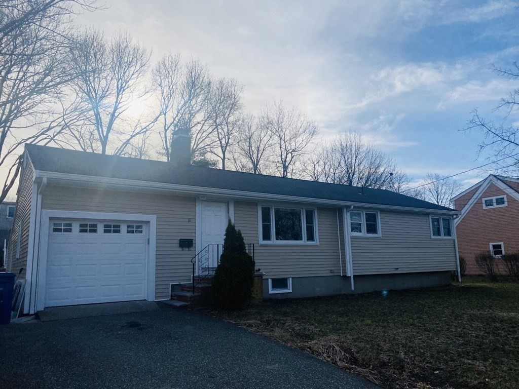 11 Selwyn Rd