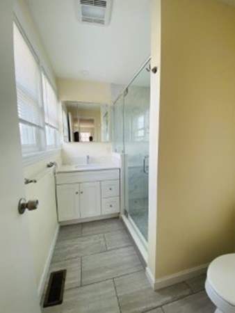 11 Selwyn Rd