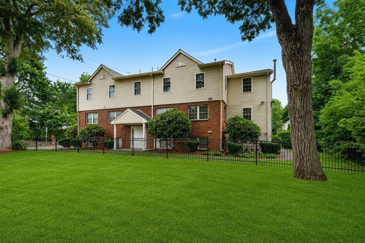 894 East Street # 3