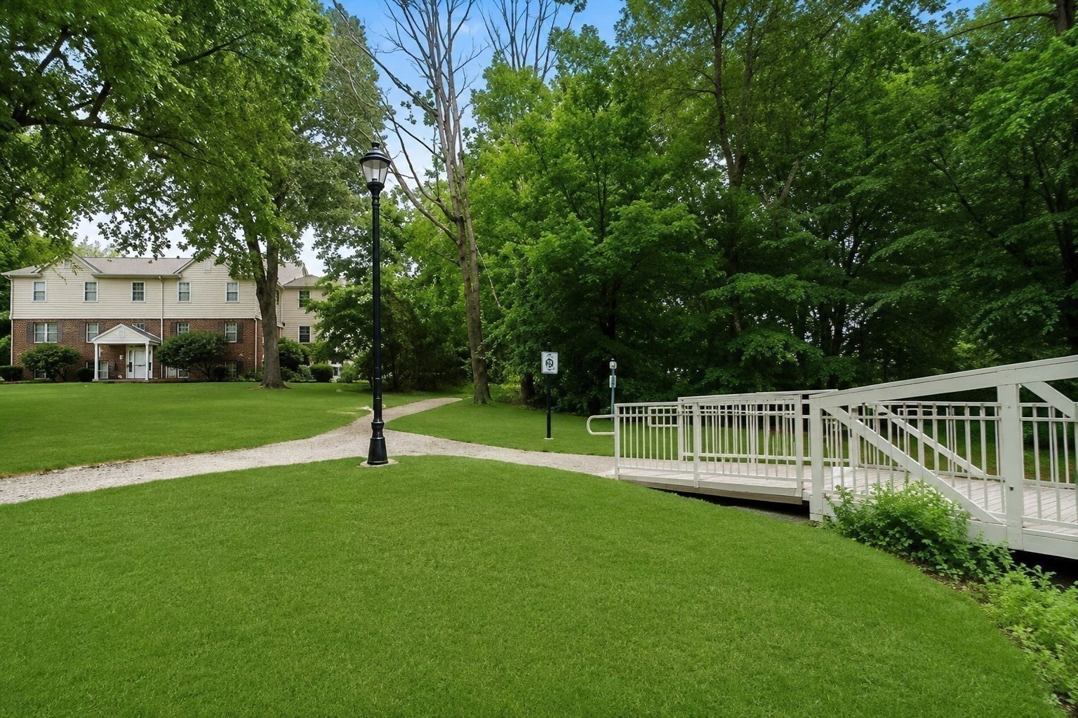 894 East Street # 3