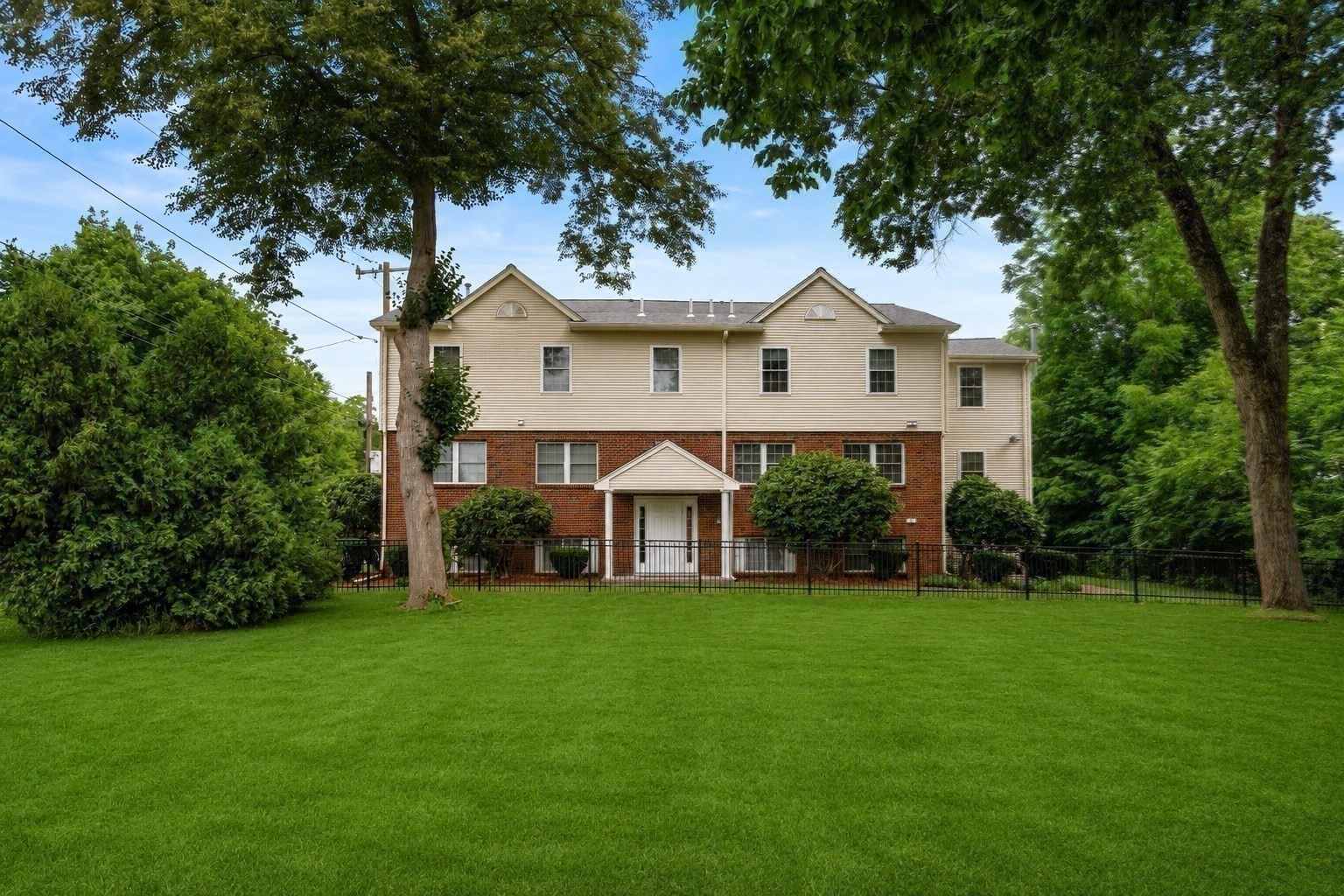 894 East Street # 3